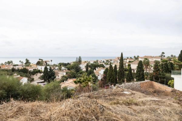Terreno en Av Golf De Riviera 23 Casa Mariposa 29649 Mijas (málaga)