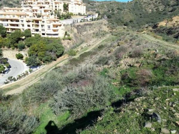 Terreno en calle Huelva de Calahonda, 42