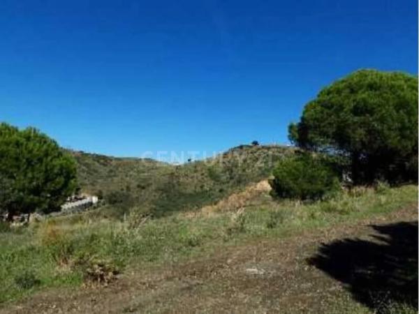 Terreno en calle Huelva de Calahonda, 42