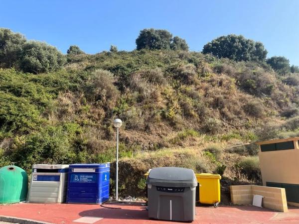 Terreno en calle Huelva de Calahonda, 42