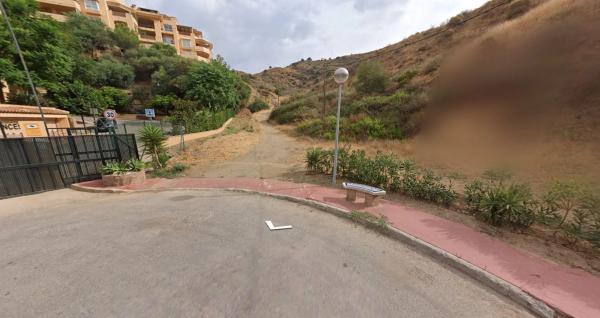 Terreno en calle Huelva de Calahonda, 42