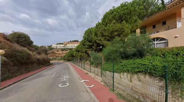 Terreno en calle Huelva de Calahonda, 42