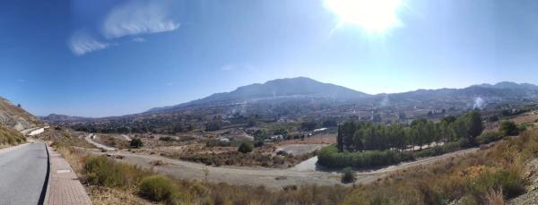 Terreno en calle Genalguacil, 327