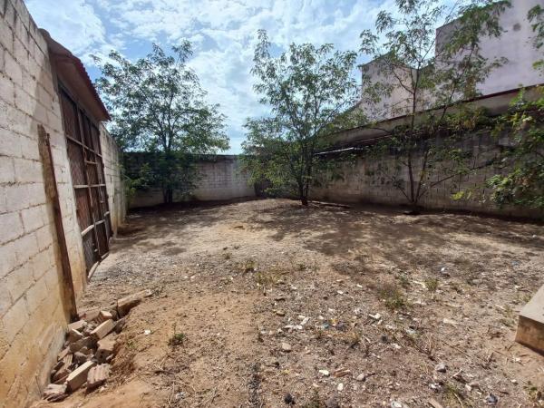 Terreno en calle la Vina, 2