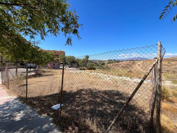 Terreno en calle Comunera María Pacheco, 52