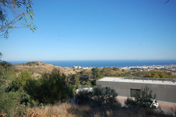 Terreno en calle Sorolla