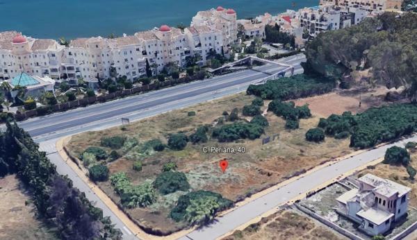 Terreno en calle Periana, 40