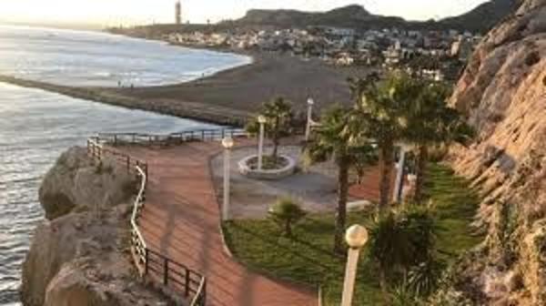 Terreno en via Barrio los Catalanes