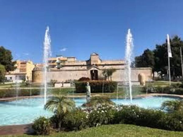 Terreno en via Barrio los Catalanes