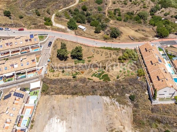 Terreno en camino de la Viñuela