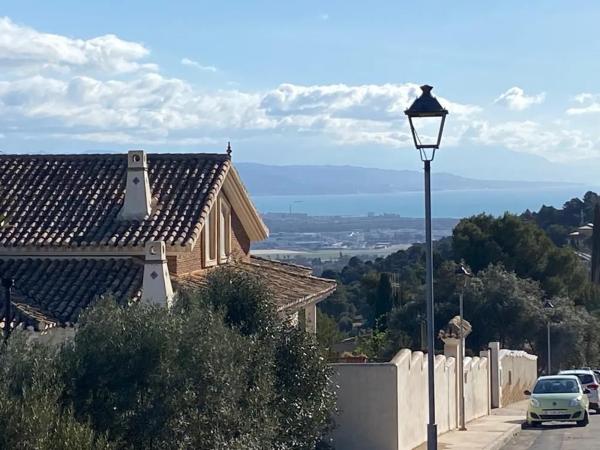 Terreno en calle toleneros, 32