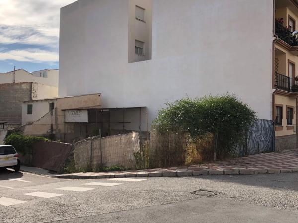 Terreno en calle hernan cortes, 11