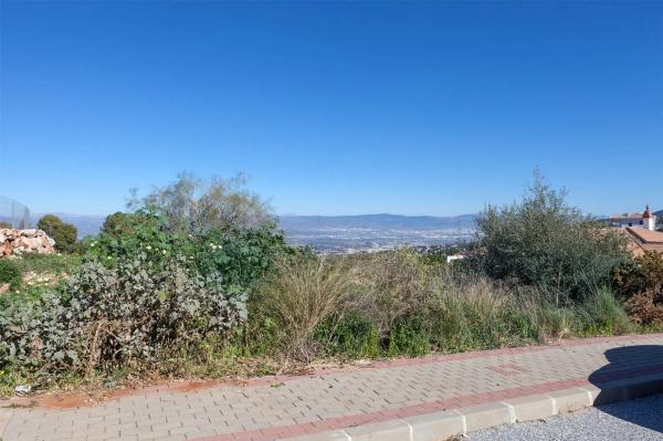 Terreno en Pinos de Alhaurín