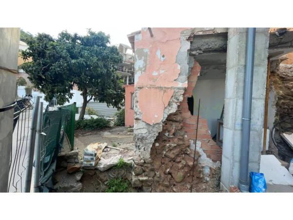 Terreno en plaza Castillo, 3