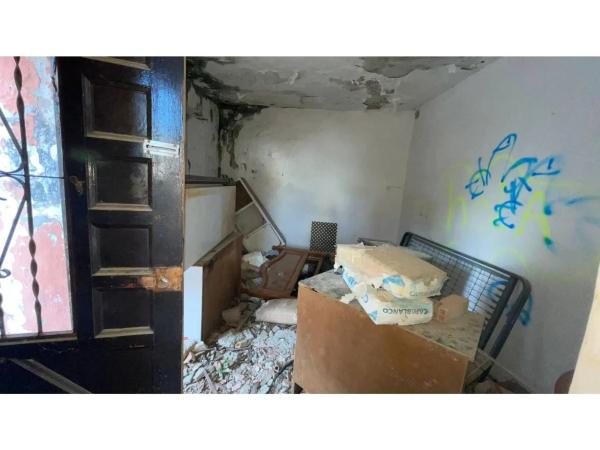 Terreno en plaza Castillo, 3