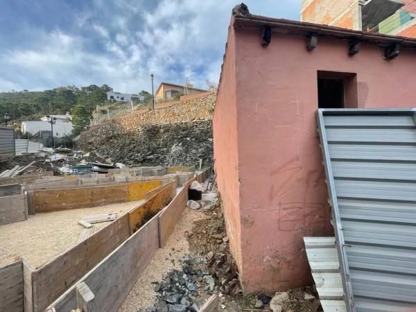 Terreno en plaza Castillo, 3