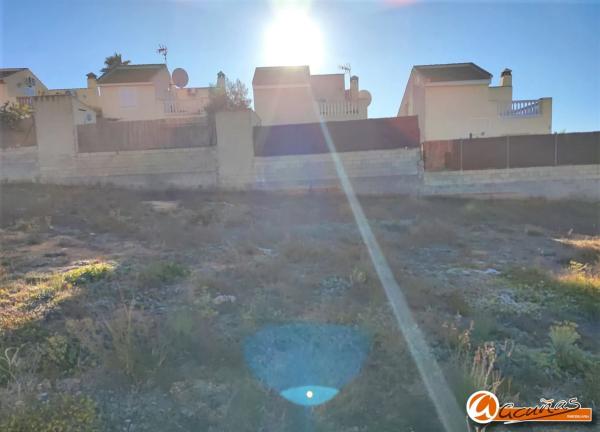 Terreno en calle Los Naranjos, 2