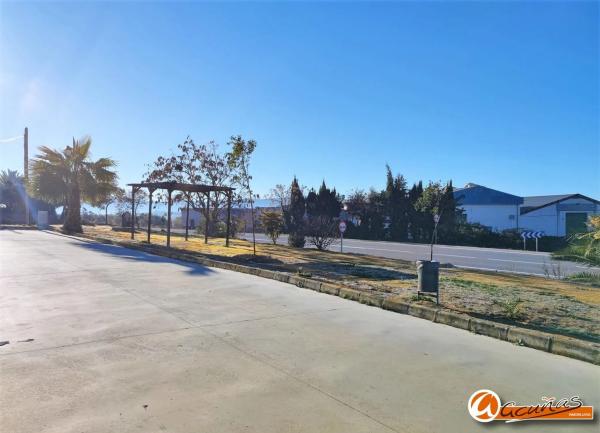 Terreno en calle Los Naranjos, 2