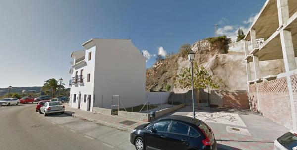 Terreno en avenida Carlos Cano, 8