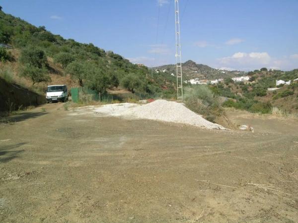 Terreno en Comares