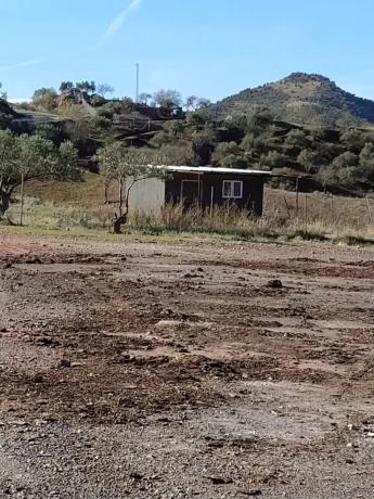 Terreno en carretera El Burgo s/n