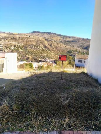 Terreno en calle Rafael Alberti, 10