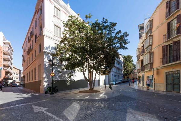 Terreno en plaza del Teatro