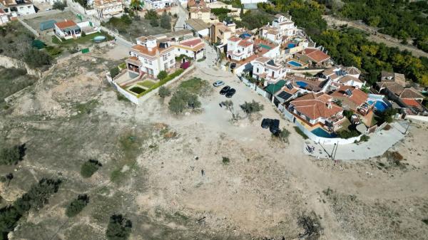 Terreno en alto Pago Castillo, 18 a