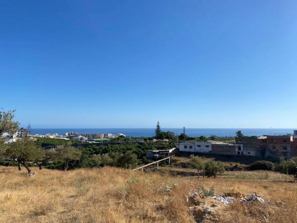 Terreno en alto Pago Castillo, 18 a