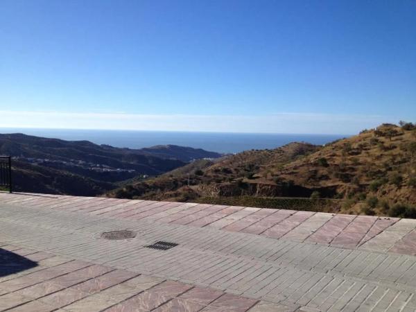 Terreno en Moclinejo