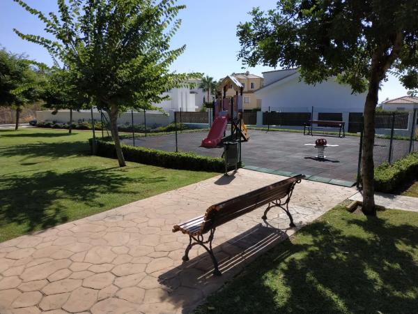 Terreno en calle Icaro, km 15