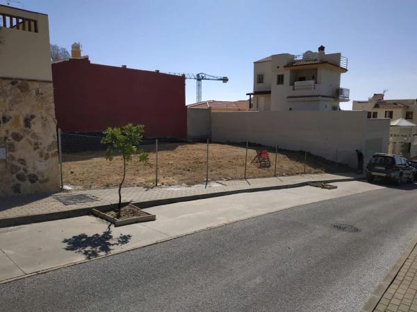 Terreno en calle Icaro, km 15