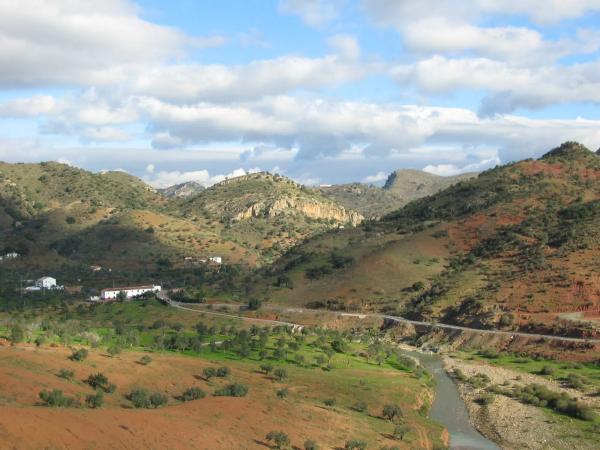 Terreno en carretera del Río, km 3