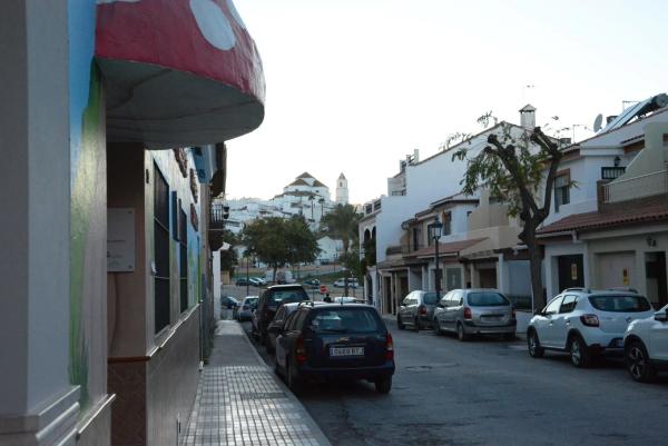 Terreno en calle Encina, 86