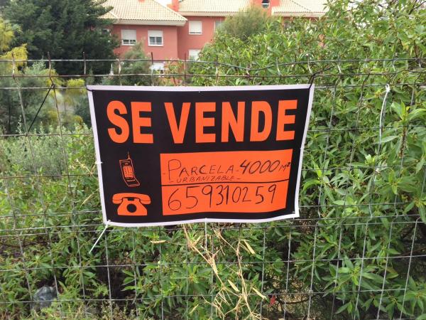 Terreno en calle Mistral, 69 -71