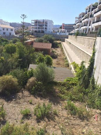 Terreno en calle Mistral, 69 -71