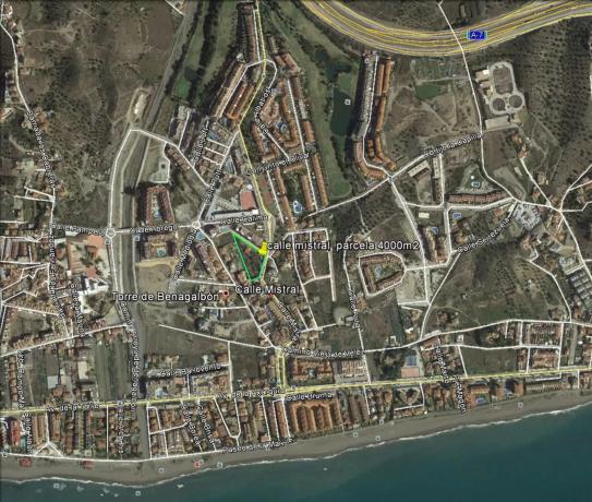 Terreno en calle Mistral, 69 -71