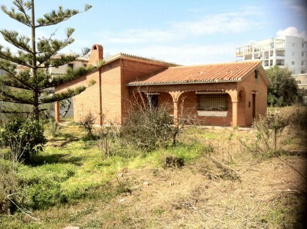 Terreno en calle Mistral, 69 -71