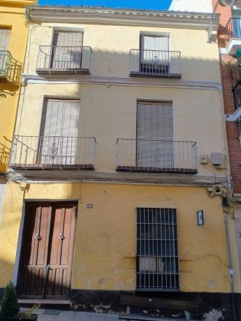 Terreno en calle Lucena, 23