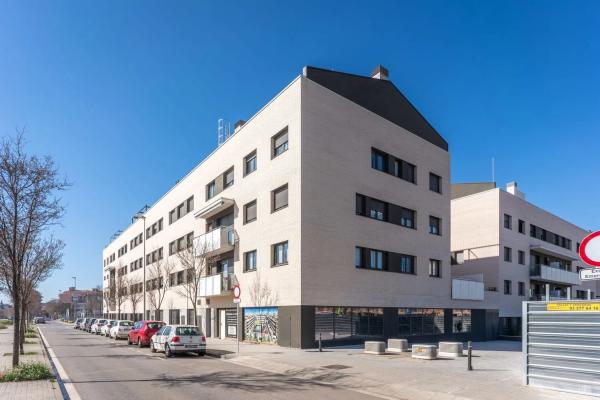 Dúplex en venta en calle Albert Einstein, 4