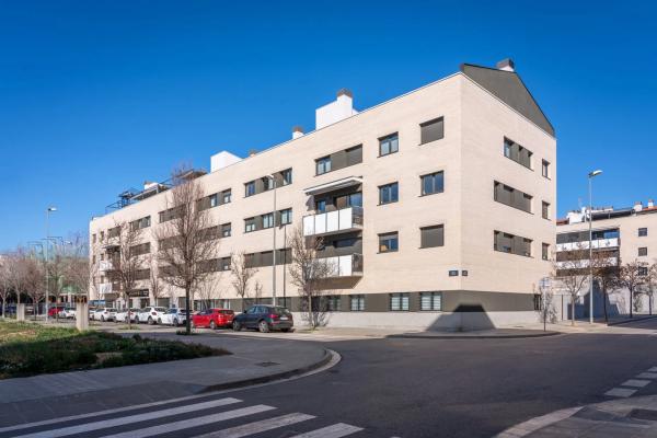 Dúplex en venta en calle Albert Einstein, 4