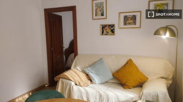 Apartamento de 3 habitaciones en alquiler en La Antigüa-Santa Cruz