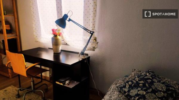 Apartamento de 3 habitaciones en alquiler en La Antigüa-Santa Cruz