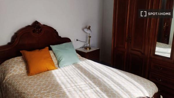 Apartamento de 3 habitaciones en alquiler en La Antigüa-Santa Cruz