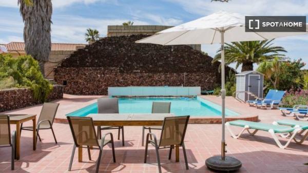 Estudio en alquiler en Arona, Tenerife