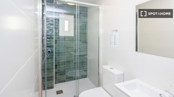 Habitación en piso compartido en La Raiosa, Valencia