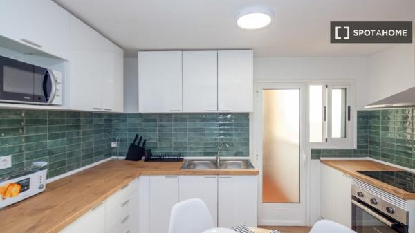 Habitación en piso compartido en La Raiosa, Valencia