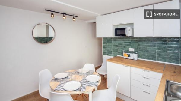 Habitación en piso compartido en La Raiosa, Valencia