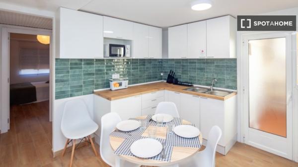 Habitación en piso compartido en La Raiosa, Valencia