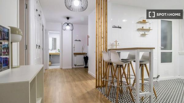 Piso de 3 habitaciones en alquiler en Pontevedra